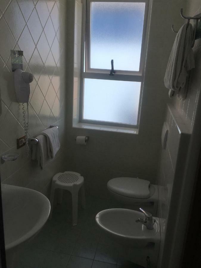 Hotel Margherita Sottomarina Luaran gambar